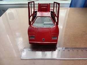 macheta metal Lamborghini Countach Polistil Tonka Bburago