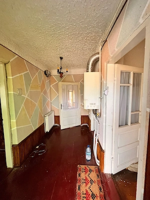 Casă Târgu Neamț zona semicentrală,toate utilitățile - imagine 8