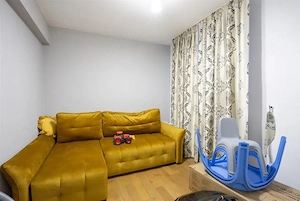 Vând colțar extensibil