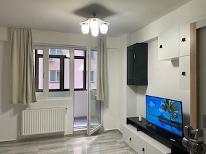 Închiriez garsonieră Militari Residence. Zona centrală 