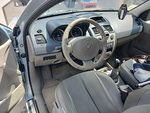 Vând Renault Megane 2 break, 2003 stare tehnică și estetică absolut impecabilă! Preț 2500 Euro neg.