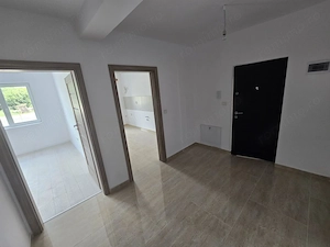 Bucatarie inchisa. Decomandat. Cu CF la zi, disponibil imediat - imagine 2