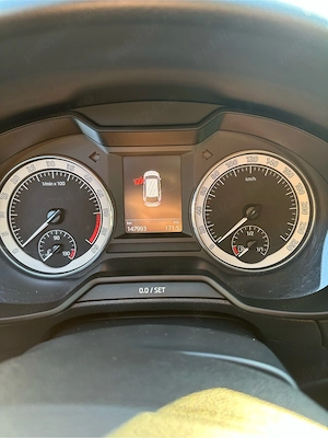 Skoda Octavia 2019 - imagine 6
