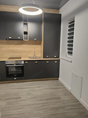 Închiriez apartament nou  cu o camera ! - imagine 3