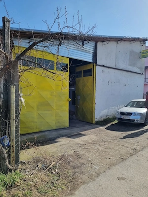 De inchiriat depozit