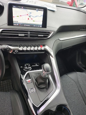 Peugeot 3008 PureTech 130 Stop & Start Allure - imagine 10