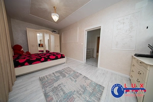  ID 6455 EXCLUSIVITATE-Vila de tip P+E - Zona 9 Mai - imagine 5