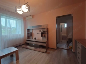 Apartament 3 camere Brad - imagine 8