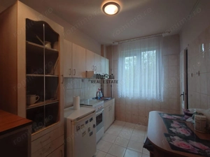 Apartament 3 camere Brad - imagine 14