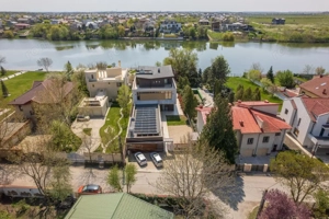 O proprietate aparte pe malul lacului Mogosoaia