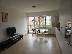 Apartament renovat de 2 camere cu balcon si loc de parcare - imagine 7