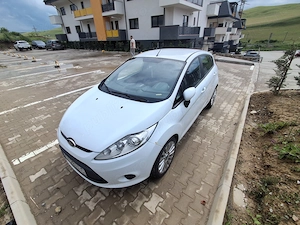 Ford fiesta 2011 1.2 benzina  - imagine 3