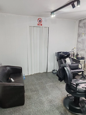 Închiriez spațiu comercial in Aiud - imagine 3