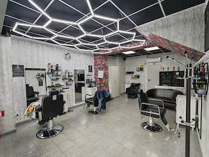Închiriere scaun frizerie Full-Time București