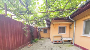 Oportunitate Unică: Casă cu 4 Camere, Curte Generoasă și Îmbunătățiri