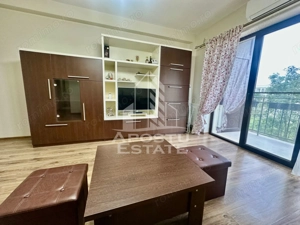 Apartament cu 2 camere, bucatarie inchisa, etaj 1, zona centrala Giroc - imagine 2