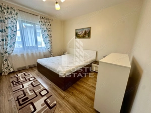 Apartament cu 2 camere, bucatarie inchisa, etaj 1, zona centrala Giroc - imagine 9