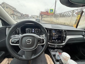 Volvo XC60 Mild Hybrid  - imagine 3