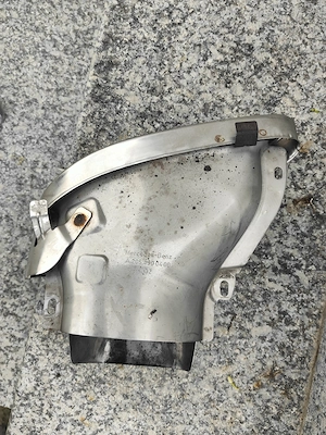 Tips dreapta, Ornament toba finala Mercedes Clasa C W205/ GLC x253 - imagine 2