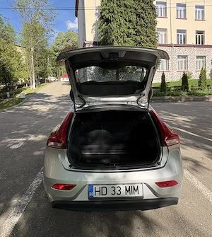 Volvo v40 D2 automat - imagine 6