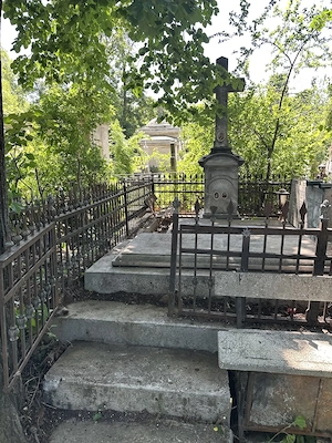 3 locuri de veci in acelasi amplasament, cimitirul Bellu ortodox