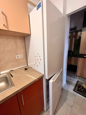 Apartament cu o cameră,etaj 2 zona Tatarasi langa Evergreen si Lidl - imagine 6