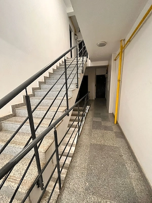 Apartament cu o cameră,etaj 2 zona Tatarasi langa Evergreen si Lidl - imagine 8