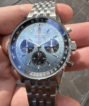 Breitling Navitimer Chronograph BLS A7750 43 mm