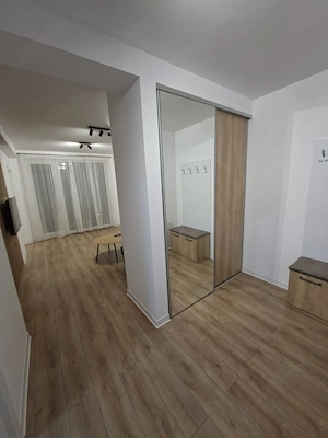 Studio spatios de inchiriat - UNO Brasov - imagine 2