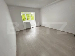 Apartament 2 camere de vanzare, decomandat, 55.70 mp, zona Nicolina - imagine 2