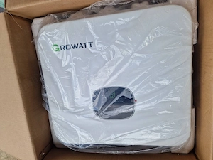 Schimb sau vand Invertor Growatt trifazat 8000TL3-XH Off Grid 8kw hibrid NOU