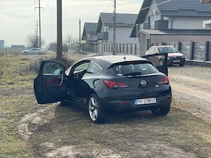 Opel astra J GTC