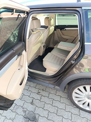 Vând Volkswagen Passat Alltrack 2014 4x4 - cutie automată - ÎN STARE IMPECABILĂ - imagine 6