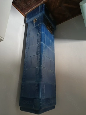 Vand soba de teracota albastra pe gaz