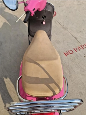 Piaggio Vespa Barbie - imagine 4