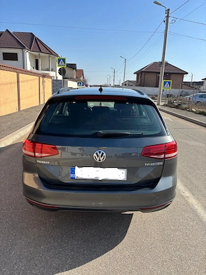 Volkswagen Passat  - imagine 7