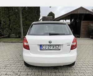 Skoda Fabia 2012 - imagine 2