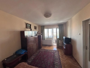 Apartament, luminos si spatios, spre vanzare, in cart. Dambu