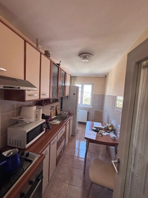 Apartament, luminos si spatios, spre vanzare, in cart. Dambu - imagine 6