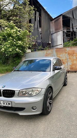 Vand bmw seria 1 120D an 2006 163 cai