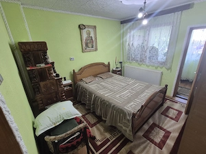 DE VANZARE: Casa la parter, cu garaj, beci si teren generos de 1200 mp - imagine 7