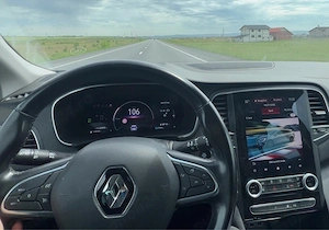 Renault Megane E-Tech 2021 Plug-In Hybrid  - imagine 3