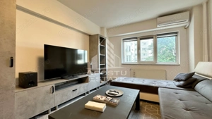 Apartament de vanzare cu 3 camere si garaj, etajul 1,  Aradului - imagine 4