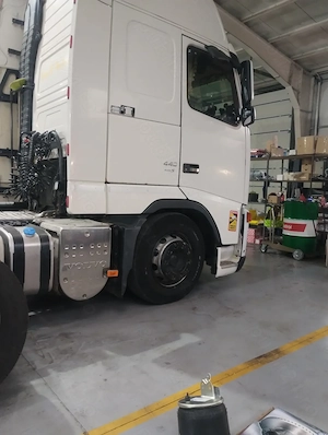 Vând Volvo fh440 e5 mega,manual - imagine 5