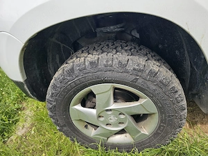 Dacia Duster 1.6 16v 4x4 - imagine 3