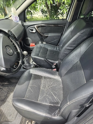 Dacia Duster 1.6 16v 4x4 - imagine 5