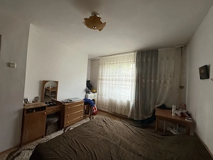 Apartament cu 2 camere, zona Miorița - imagine 2