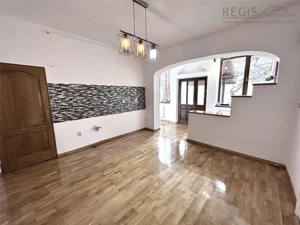 Casa 3 camere | Curte | Renovata in 2024 | Grivitei - imagine 3