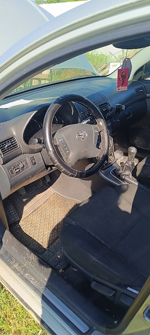 Toyota Avensis 2005 - imagine 3