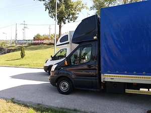 Autoutilitara Ford Transit Prelata